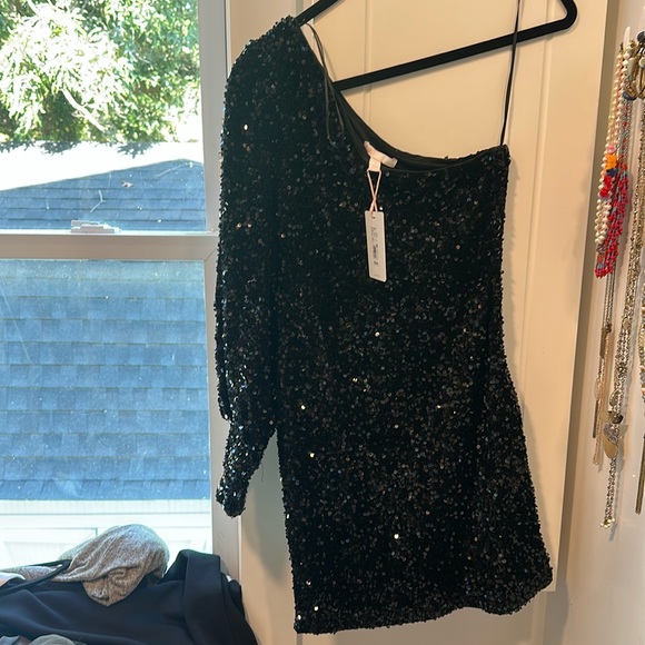 NWT Gianni Bini sequin one-shoulder dress - Picture 1 of 2